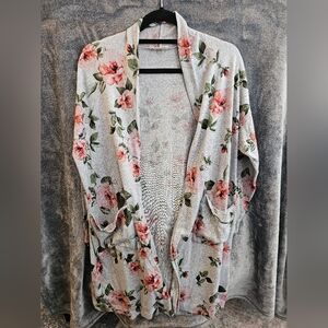 Floral cardigan. Long sleeve. 3xl.